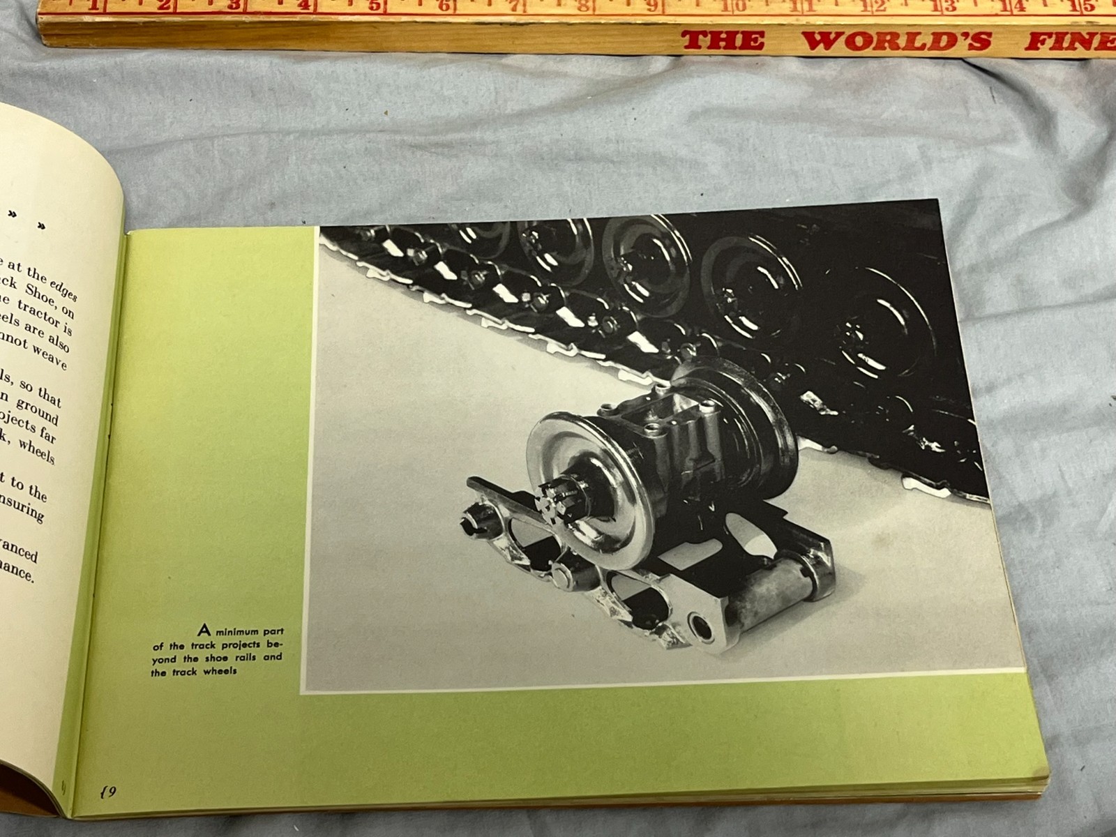 1933 CLETRAC Crawler 35 Tractor Oliver Dealer sales Brochure Catalog 56 pages