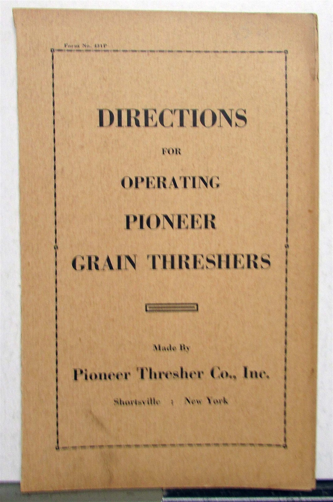1930s Pioneer Grain Threshers Specs Agricultural Owners Manual Folder