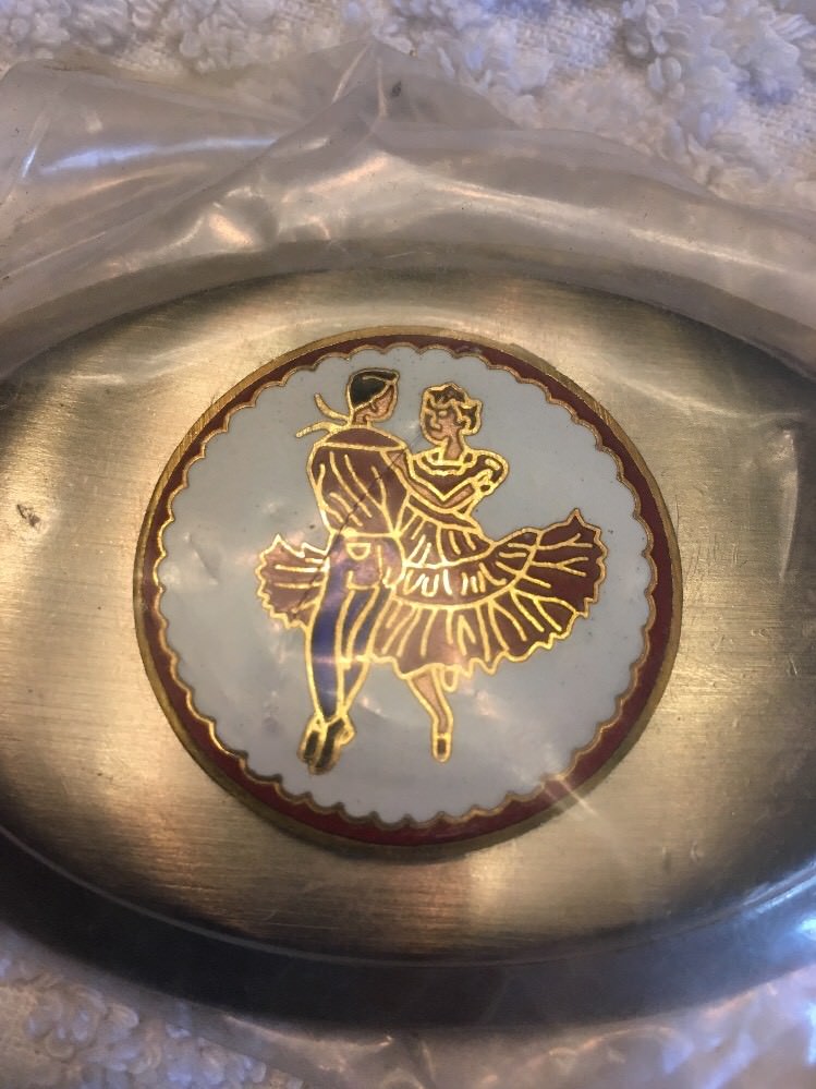 NEW UNOPENED Square Dancing Enamel COLLECTOR BELT BUCKLE~USA~HOOVER&rsquo;S MFG. CO