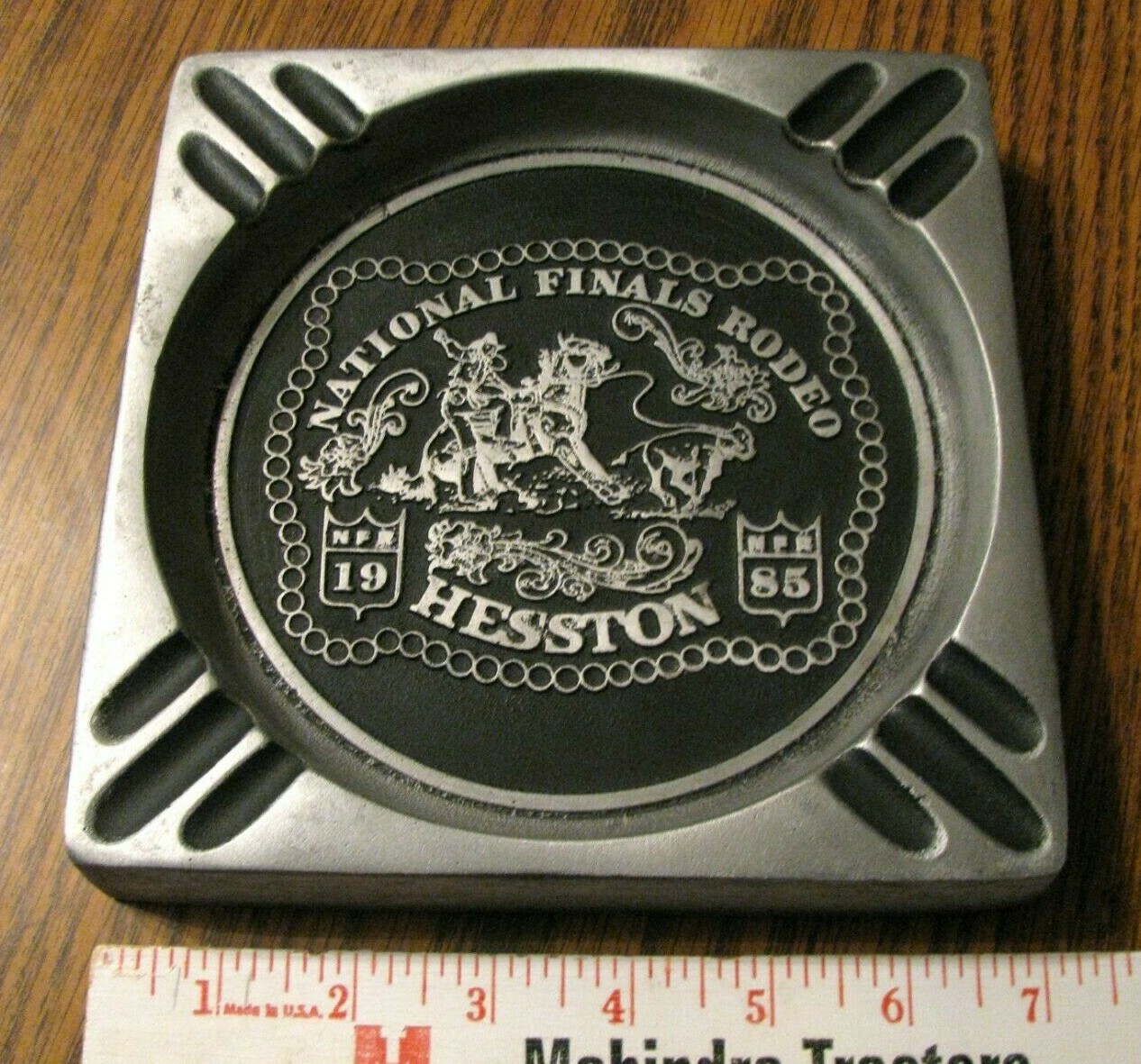 *Hesston NFR Rodeo CALF ROPING 1985 Collector Ashtray #3 Anniversary Series