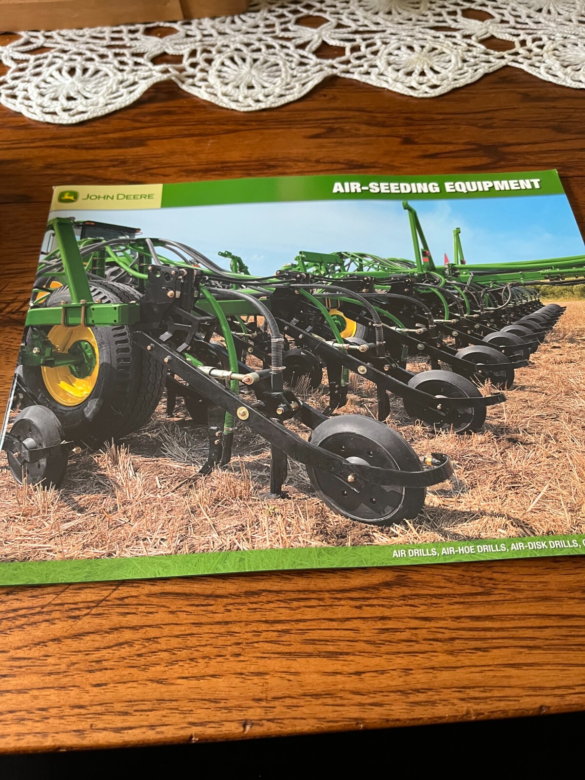John Deere Air Seeding Equipment for 2008 Brochure FCCA
