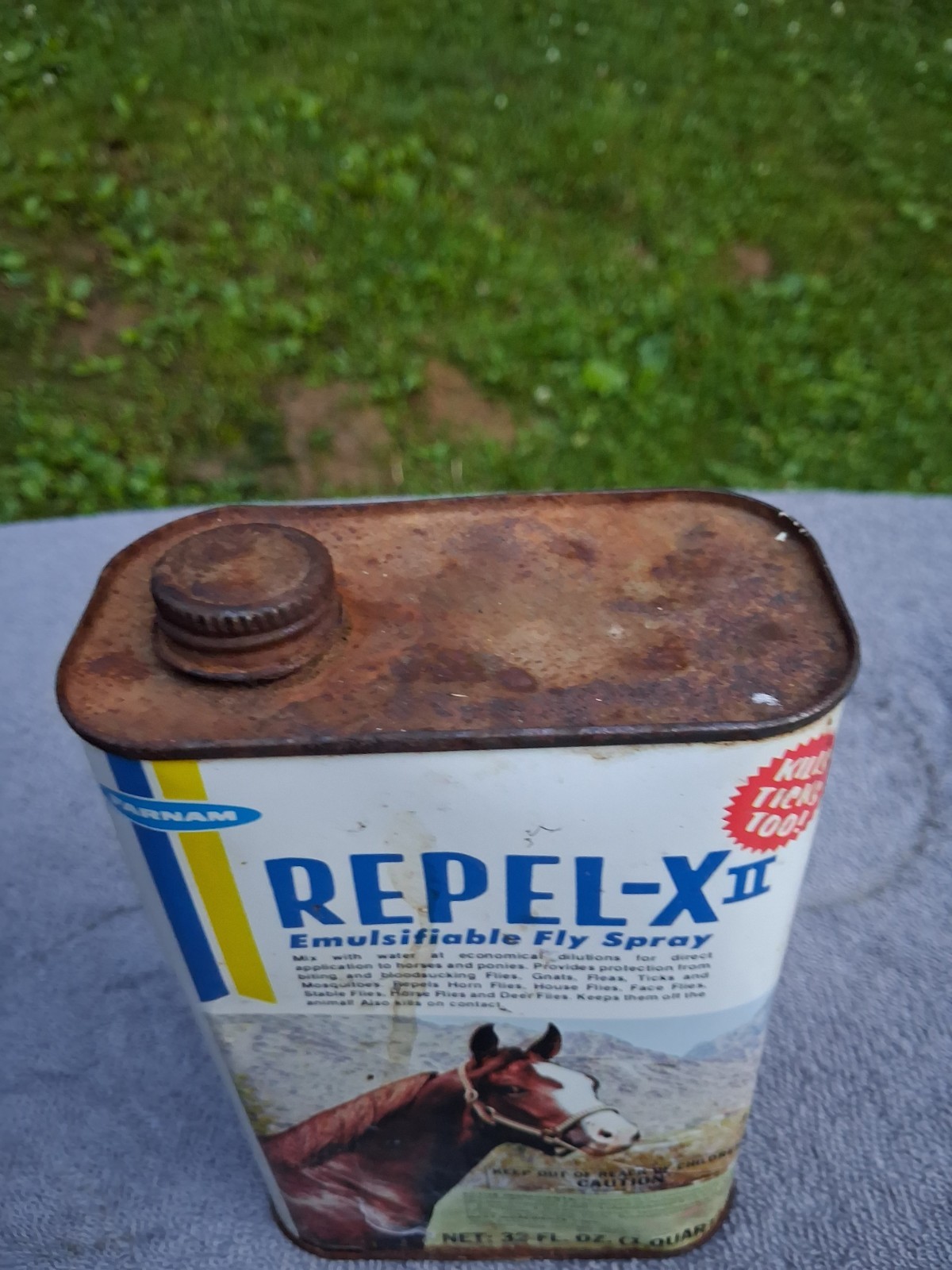 Graphic Antique Horse Advertising Can / Farm