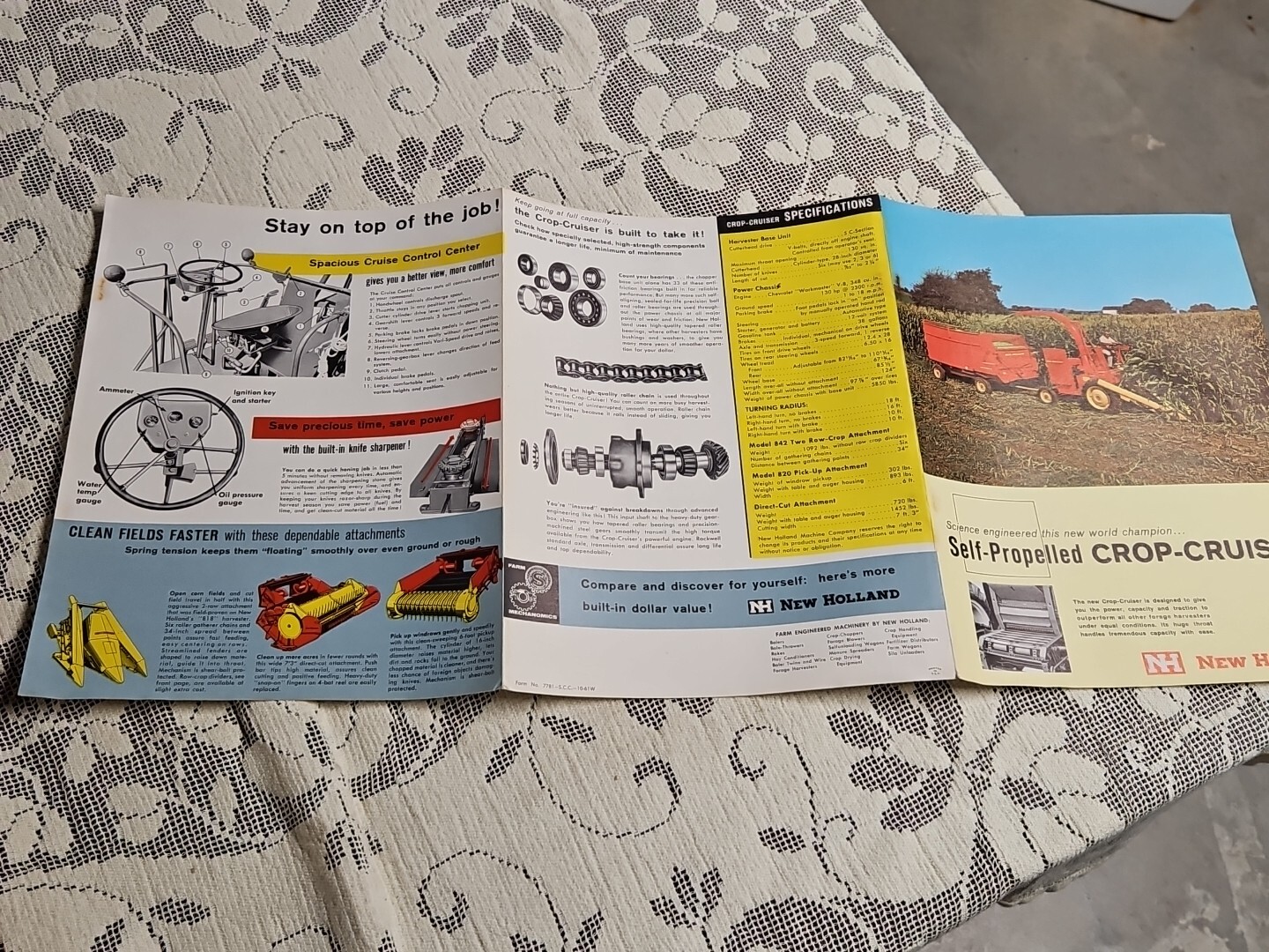 1961 New Holland Self-Propelled Crop-Cruiser Colored Advertising Dealer Brochure