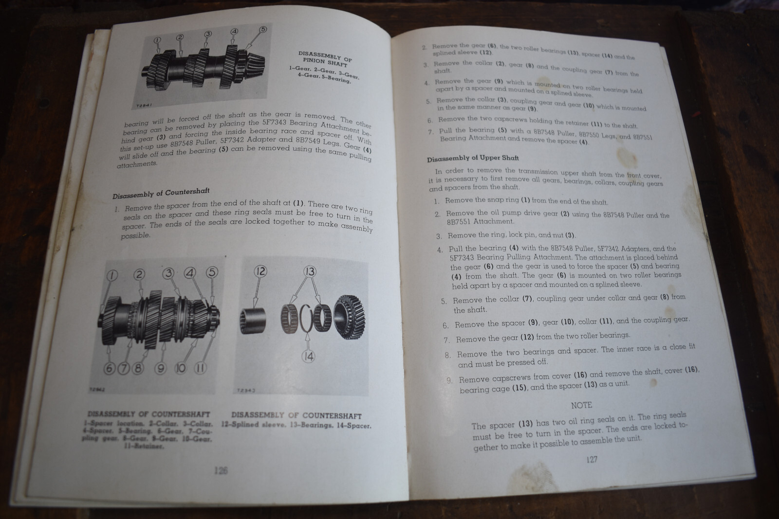 1950s Caterpillar Servicemen&rsquo;s Reference Book for D8 Tractor Repair Manual