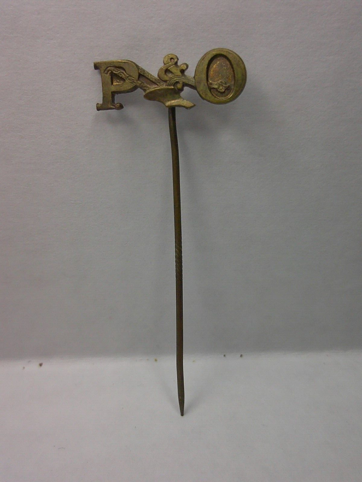 antique P & O Plow co. Canton, Ill. stick pin with depiction of plow on top Z93