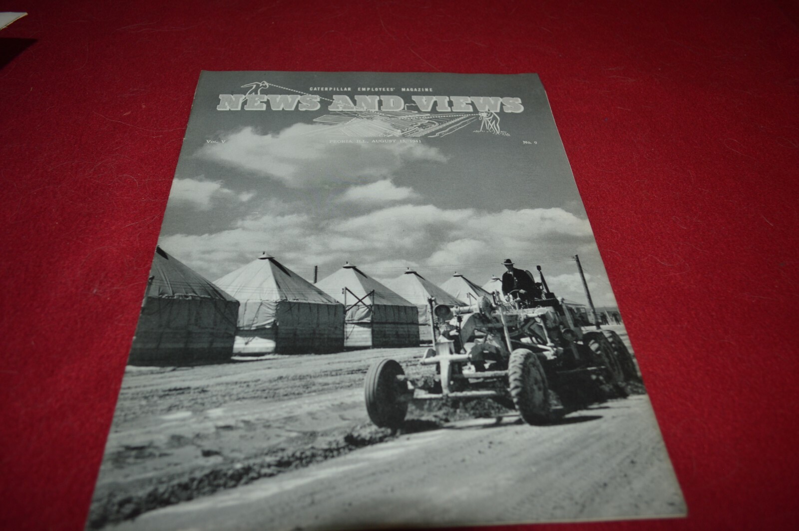 Caterpillar Employee Magazine News & Views Aug 15 1941 Dealer&rsquo;s Brochure AMIL16