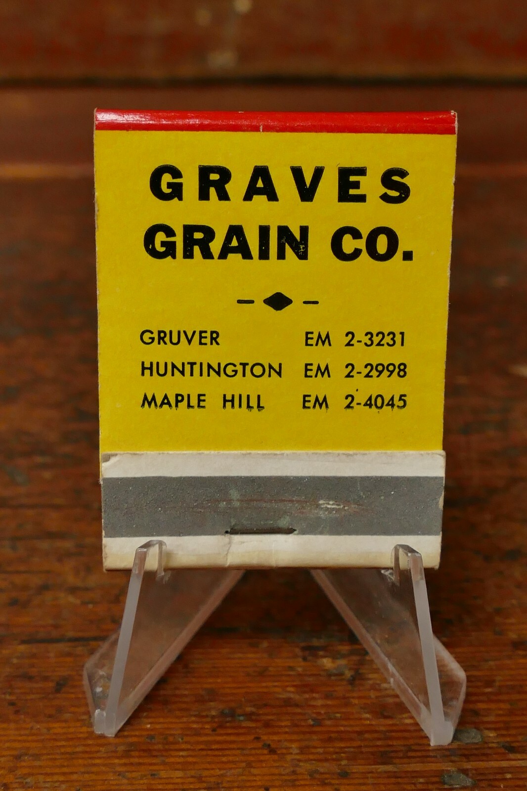 Vintage 1940s/1950s Graves Grain Co Gruver Maple Hill Iowa Pinup Girl Matchbook