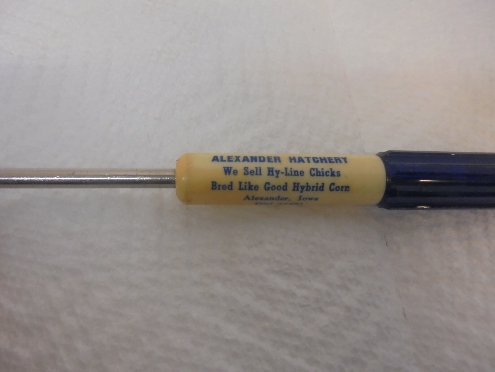 7&Prime; screwdriver alexander hatchery we sell hy-line chicks alexander iowa