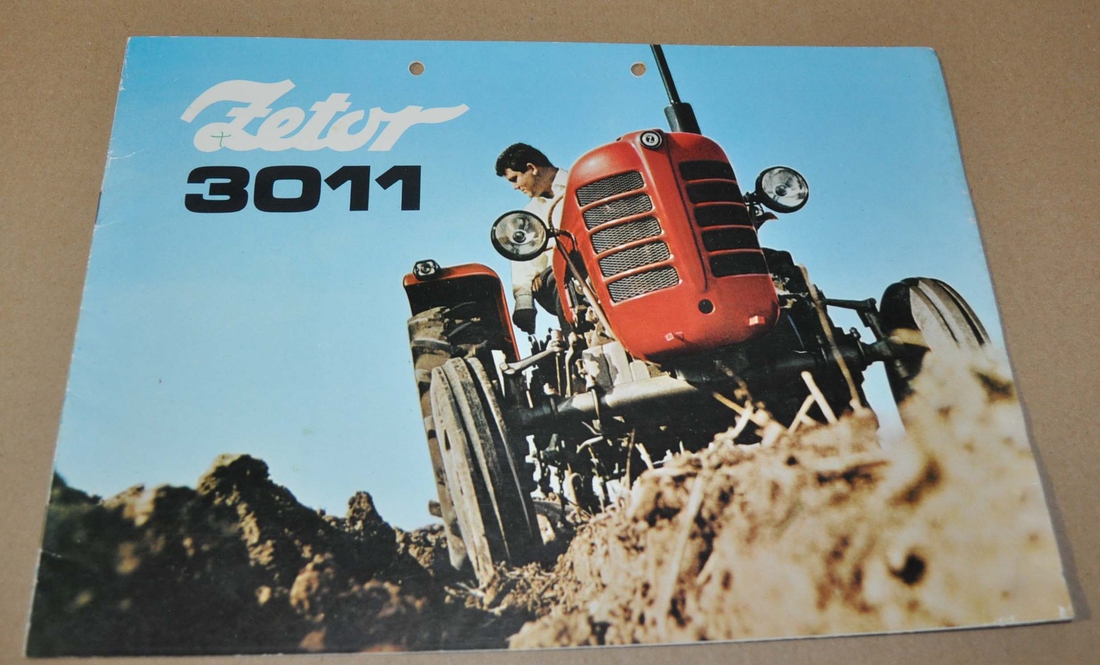 Zetor 3011 Tractor Specification Brochure Prospekt DK