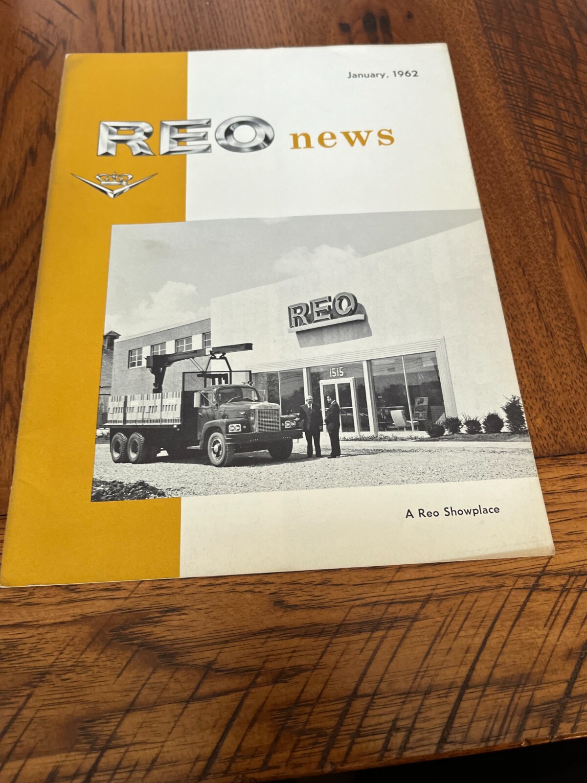 REO Truck News For January 1962 Brochure SMPA