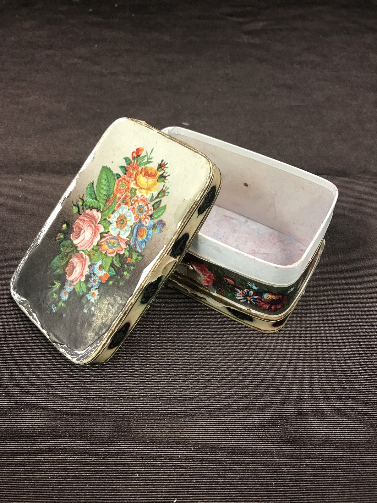Old Vintage Beautiful Flower Cardboard Package
