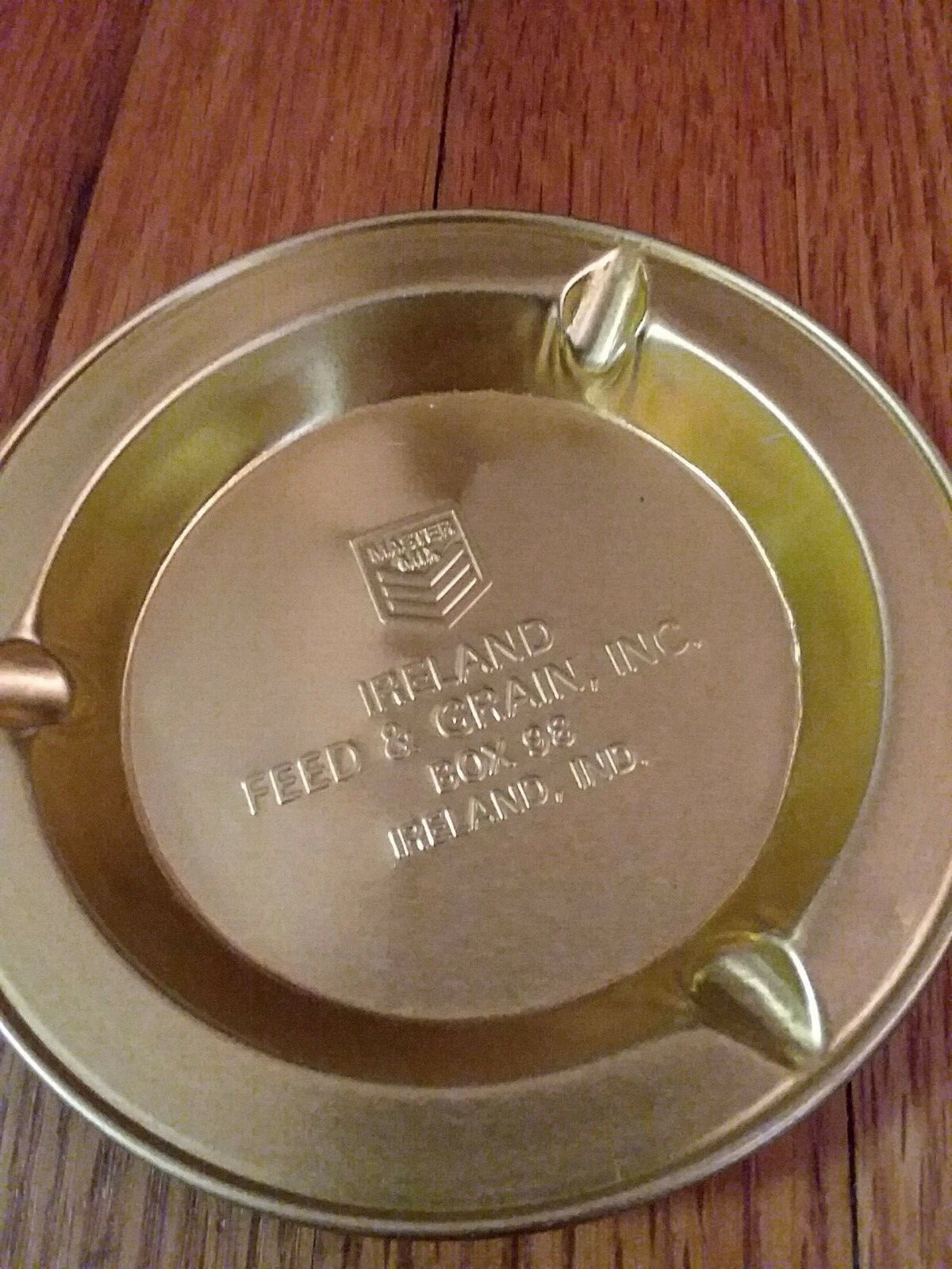 Vintage Ireland Feed & Grain Master Mix Advertising Cigarette Ashtray Gold