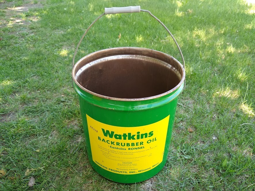 Vintage 1970s Watkins Backrubber Oil 5 gallon metal pail Ronnel insecticide farm