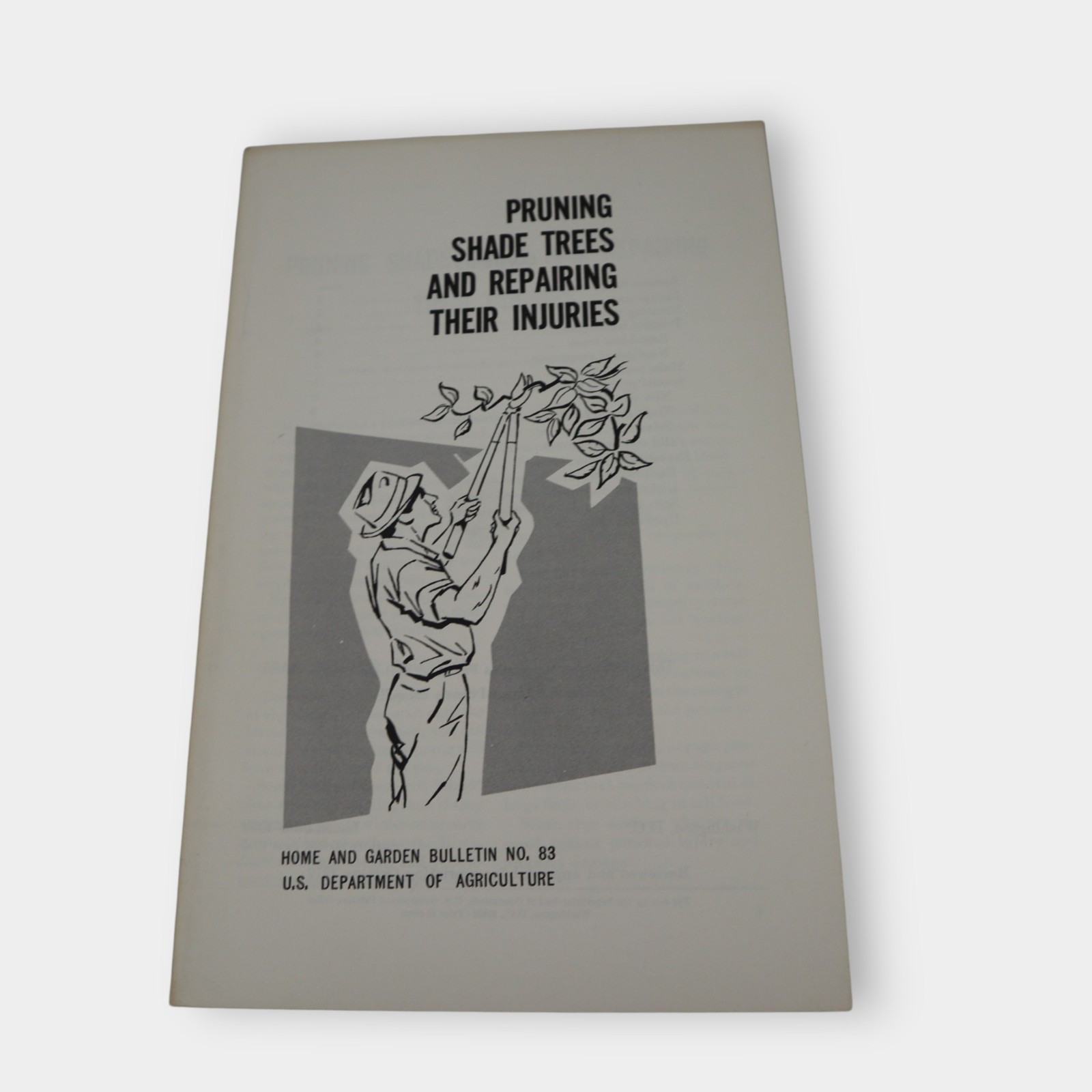 Vintage Garden & Agriculture Pamphlet Lot USDA Extension Lawn Weeds Roses