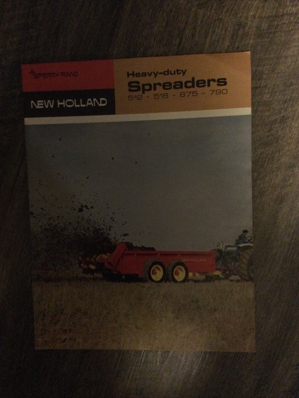 Sperry Rand New Holland – Heavy-Duty spreaders 512 – 518 – 675 – 790