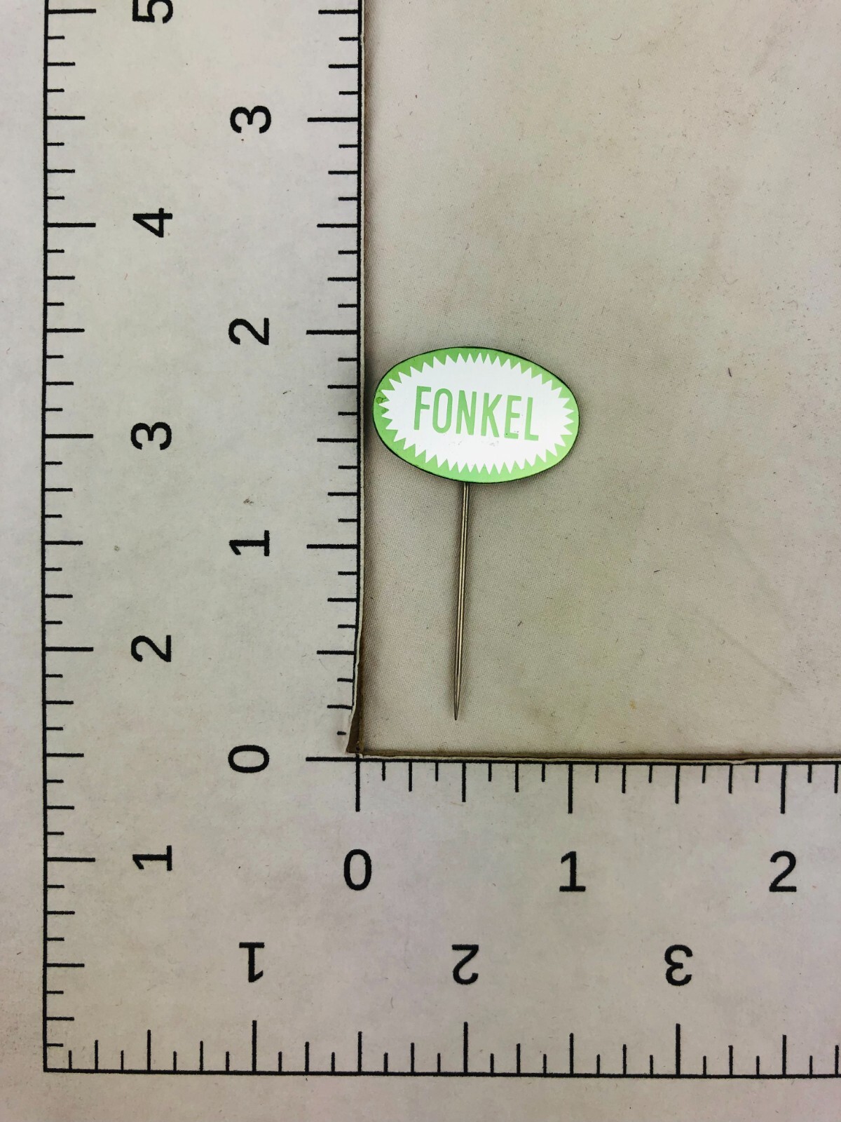 Fonkel 1960s Lapel Pin Farming Machinery Manufacturer Marque Logo *J7h