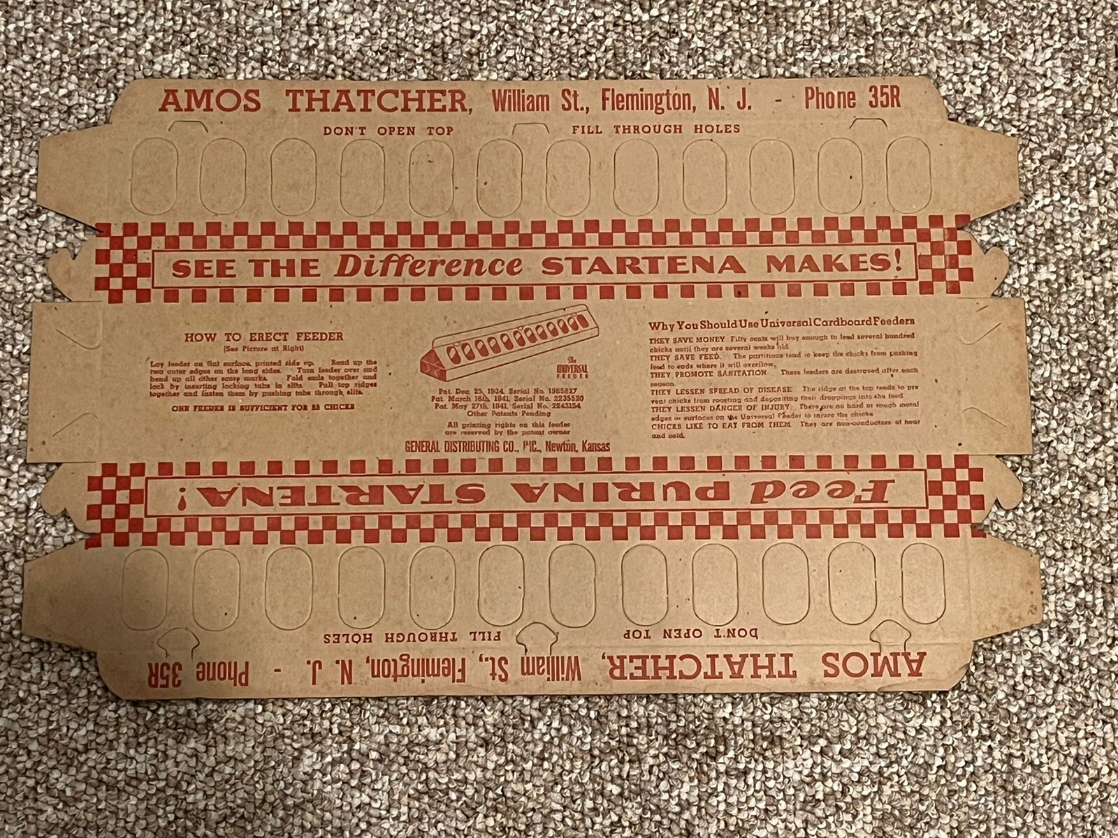 VINTAGE 1940s CHICKEN CHICKS CARDBOARD FEEDER SIGN Amos Thatcher Flemington, NJ