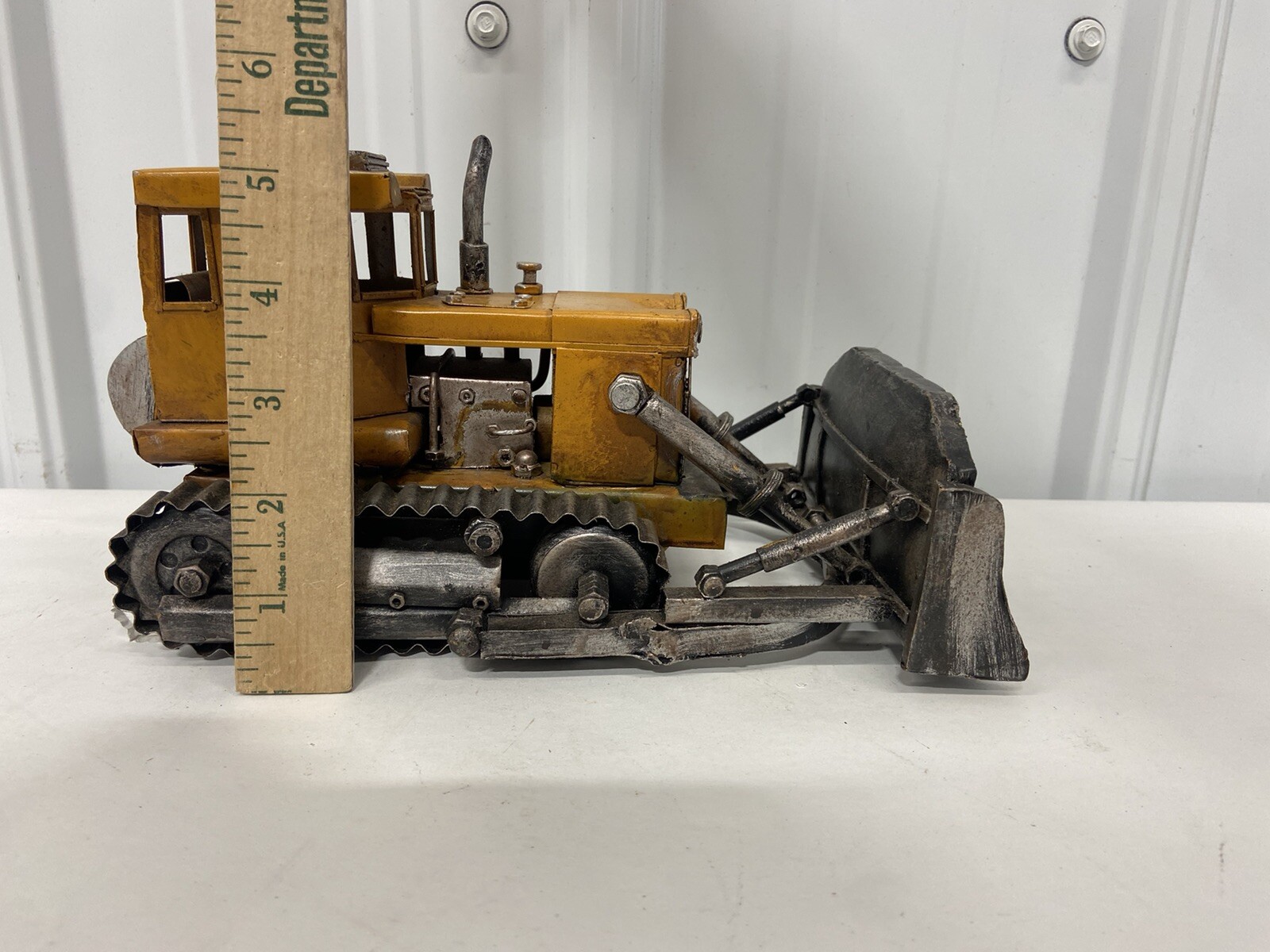 Vintage Bulldozer Metal Scale Model 10&Prime; Collector Construction Bulldozer