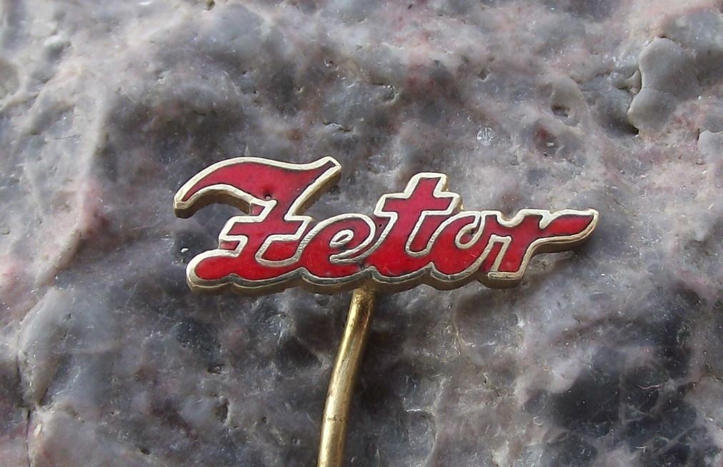 Antique Zetor Tractor Farming Farm Agricultural Machine Script Text Pin Badge