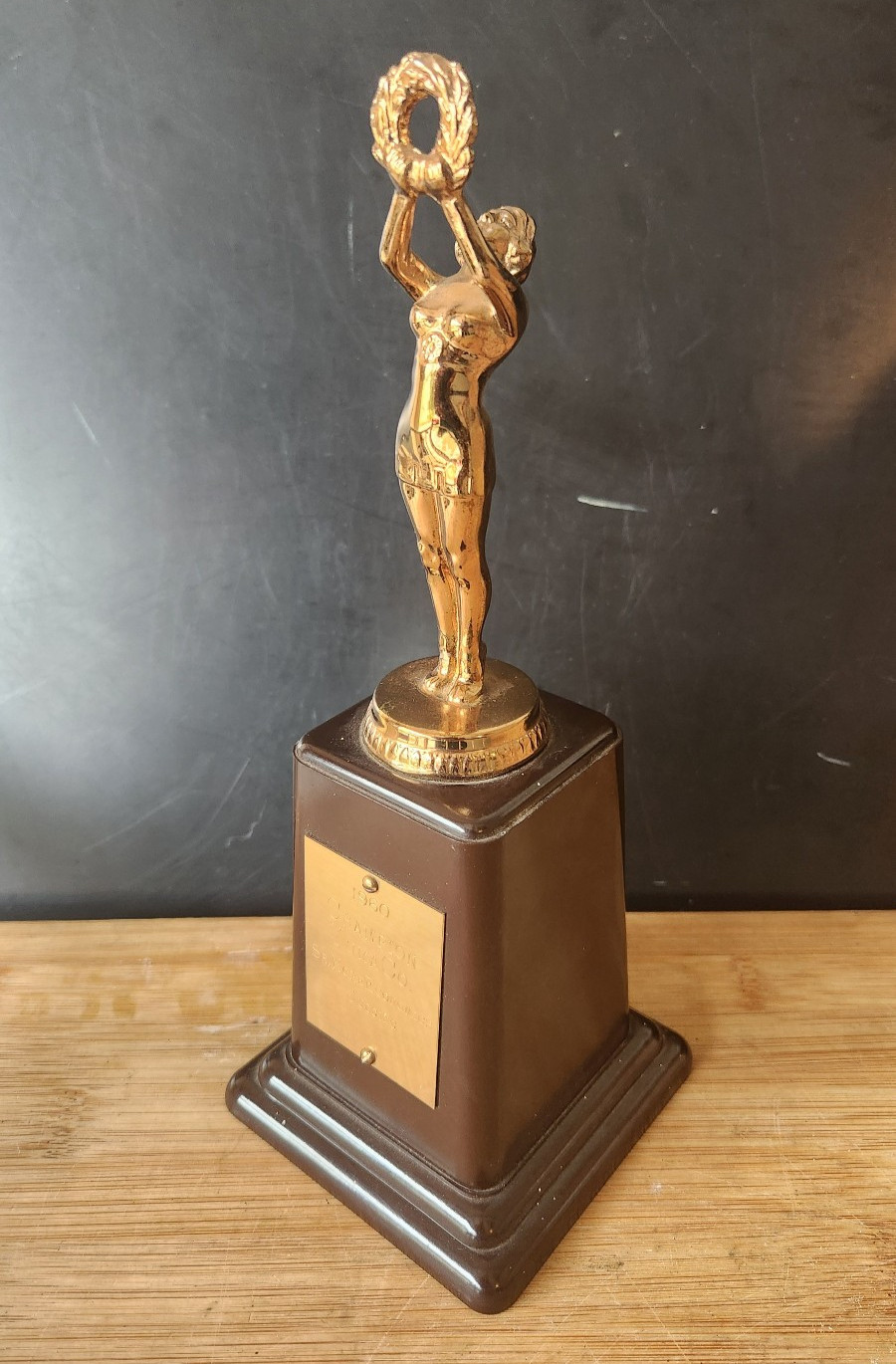 Vintage 1960 Yuma Champion Trophy Sr Home Economics Judging Award 8.75&Prime;