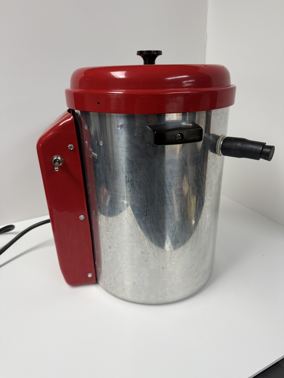 SafGard Pres-vac dual control/function home pasteurizer and tempted bath