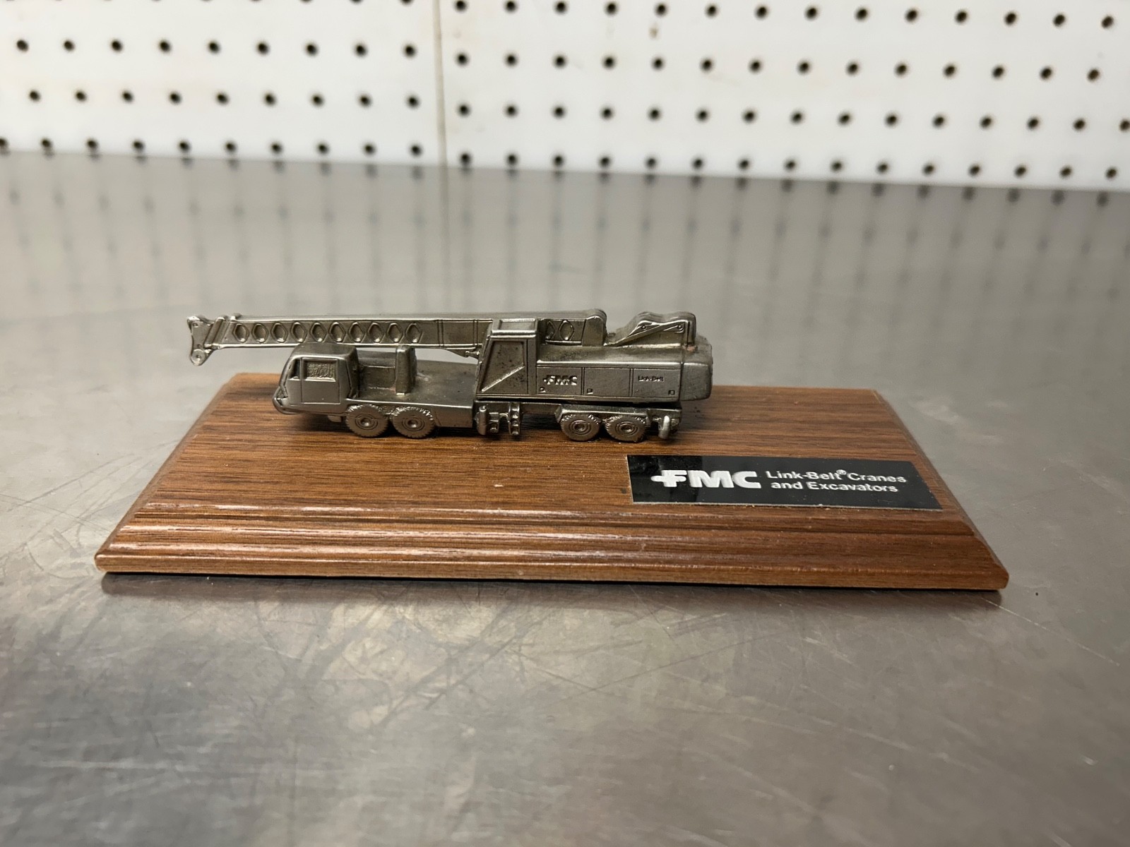 Vintage FMC Link Belt Cranes & Excavators Desk Plaque Pewter & Wood
