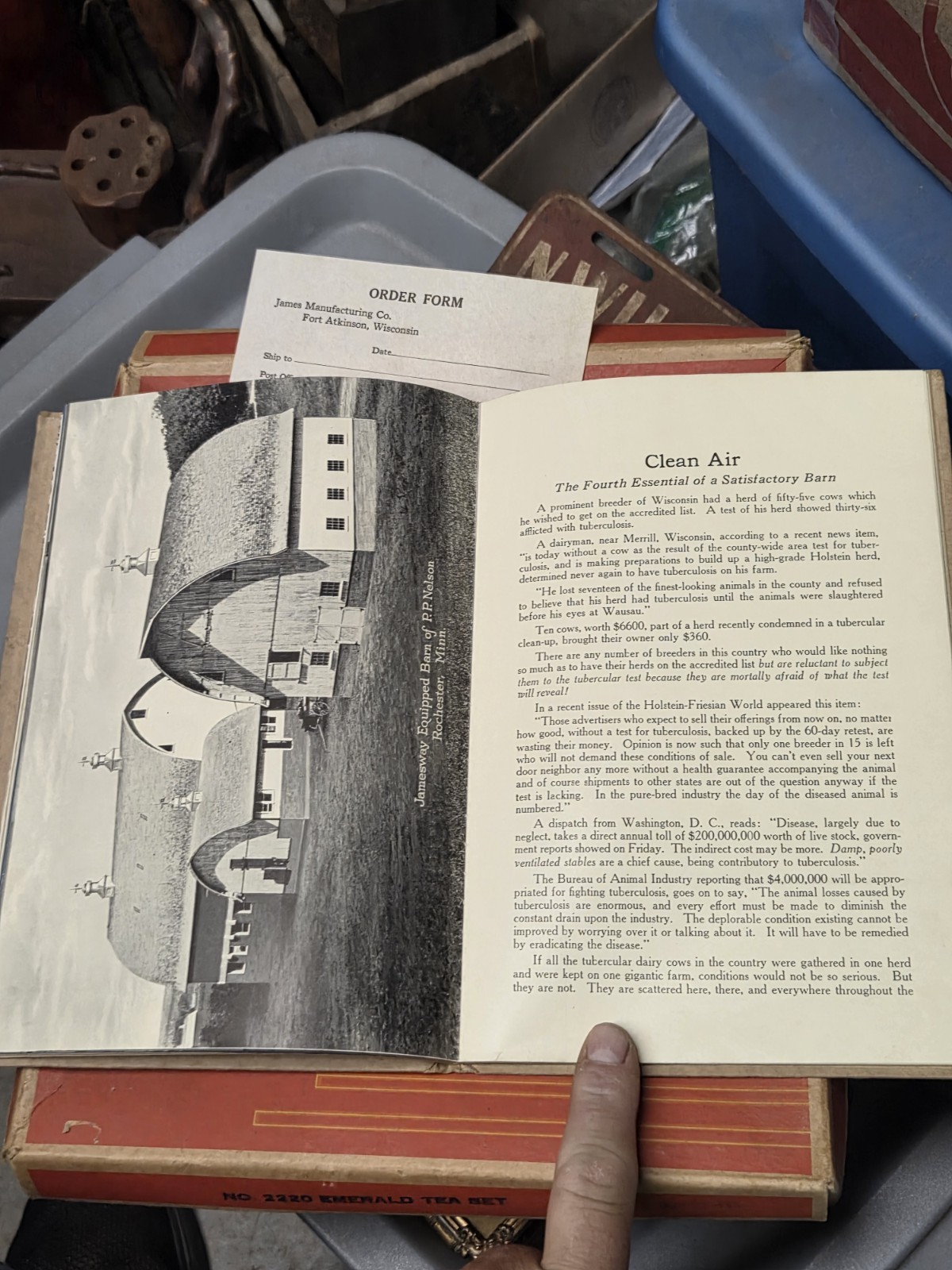 1922 Original Jamesway BETTER BARNS Cattle Livestock Dairy Building Book