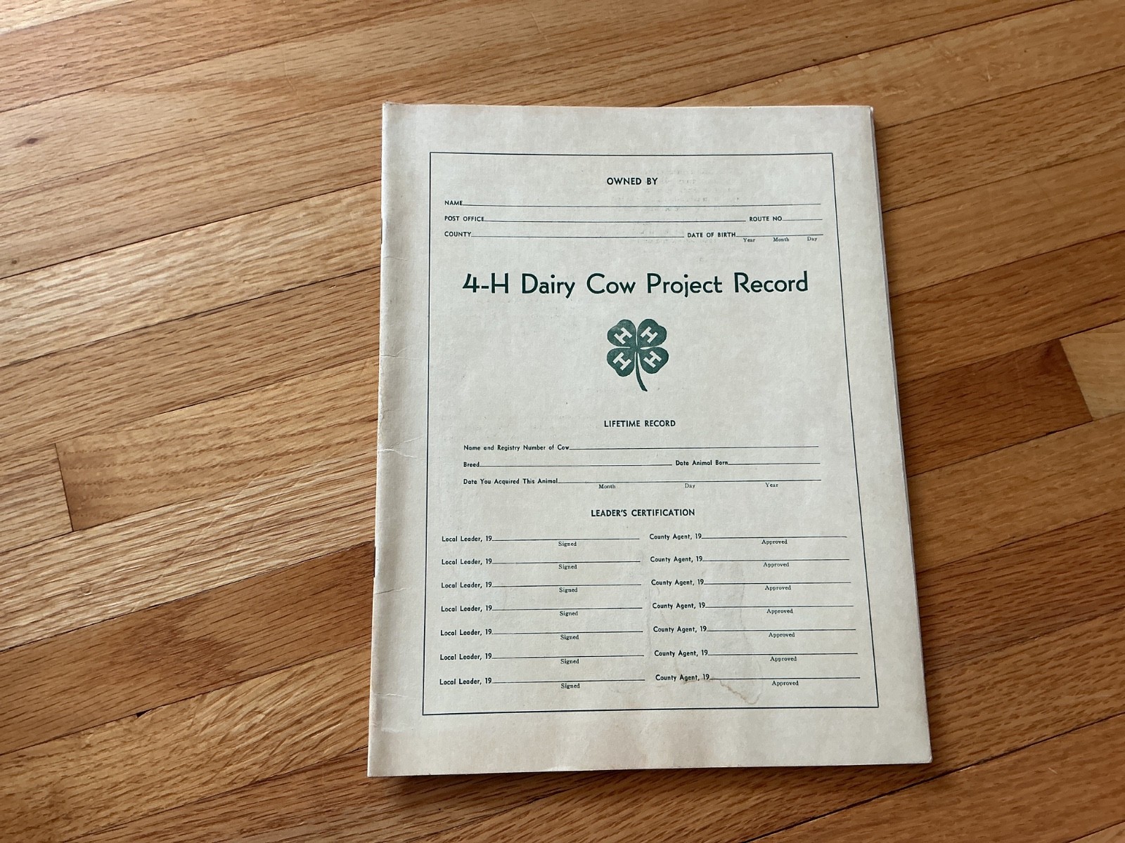 1950 4H Dairy Cow Project Record Book – Minnesota