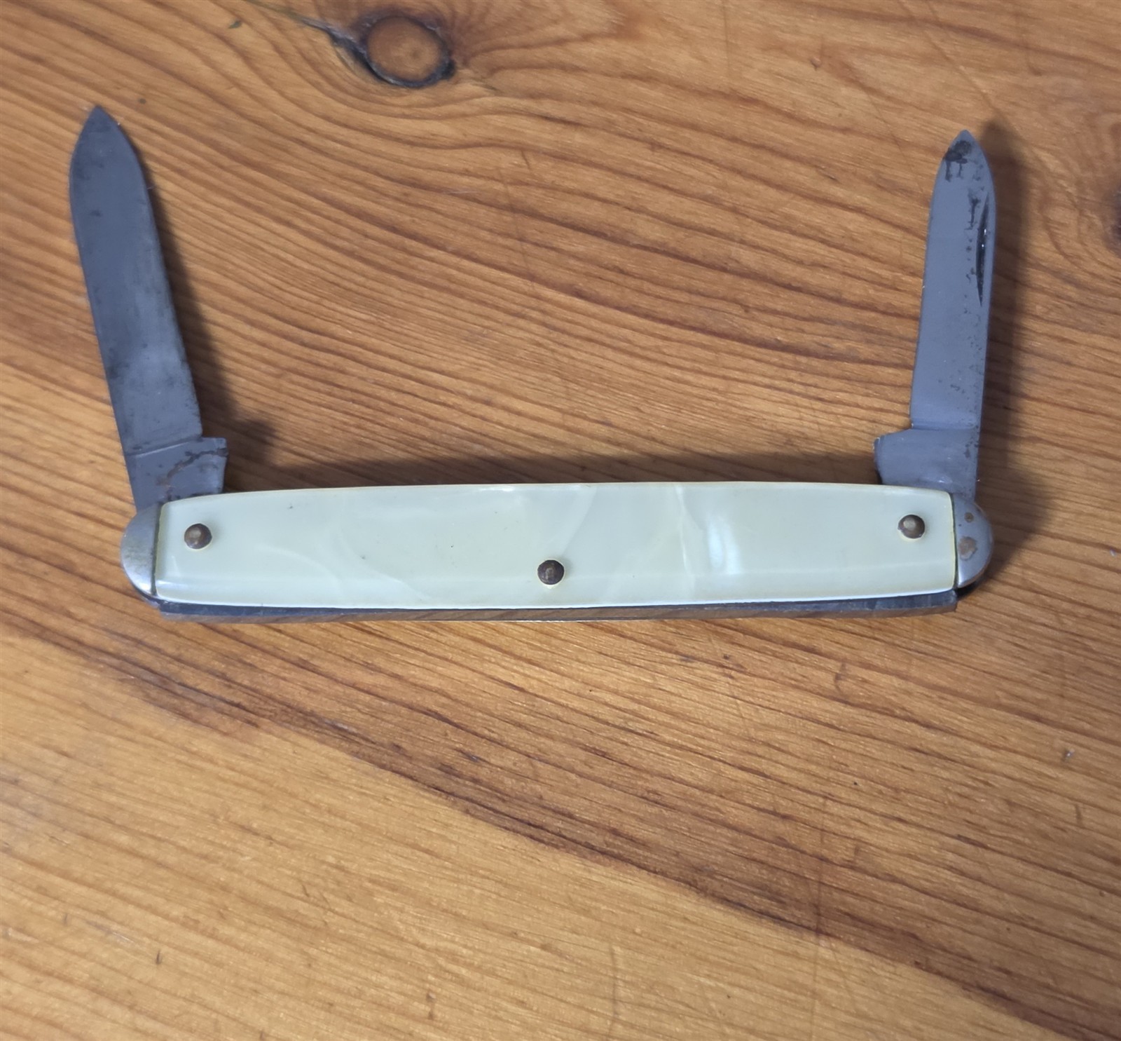 VINTAGE KENNETT MURRAY & CO 2-BLADE POCKETKNIFE VALPARAISO INDIANA 3-1/8&Prime; CLOSED