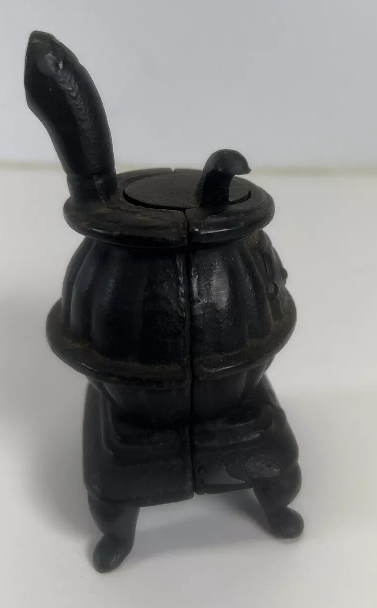 Black Pot Belly Stove Cast Metal Salesman Sample Rare & Hard to Find Retro