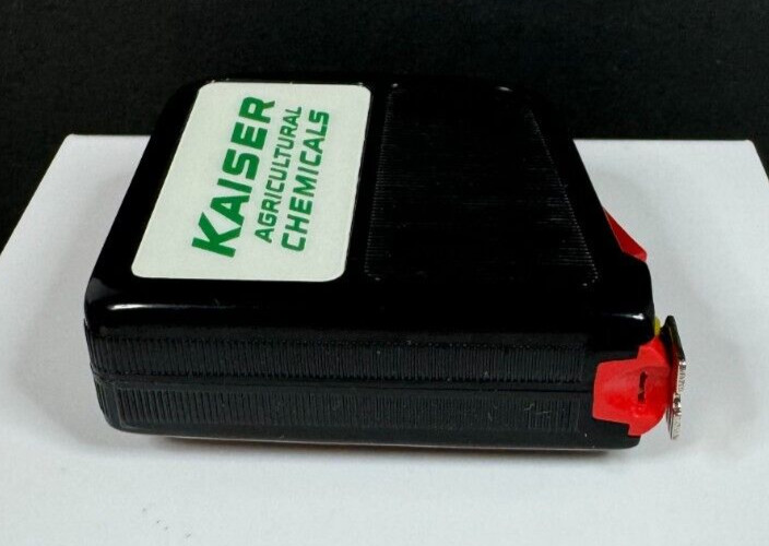 Vintage Kaiser Agricultural Chemicals Lufkin 10&prime; Clip-On Tape Measure