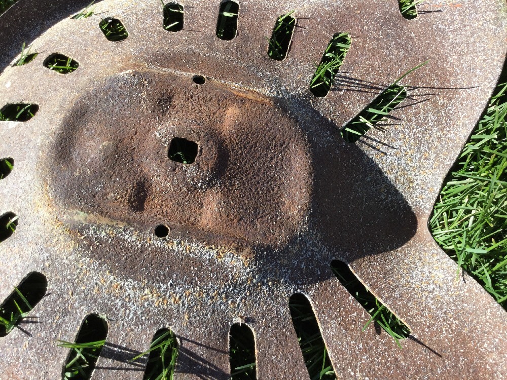 Vintage Metal Tractor Seat Antique Farm Iron Tool Equipment Steel 18&Prime; X 16&Prime;