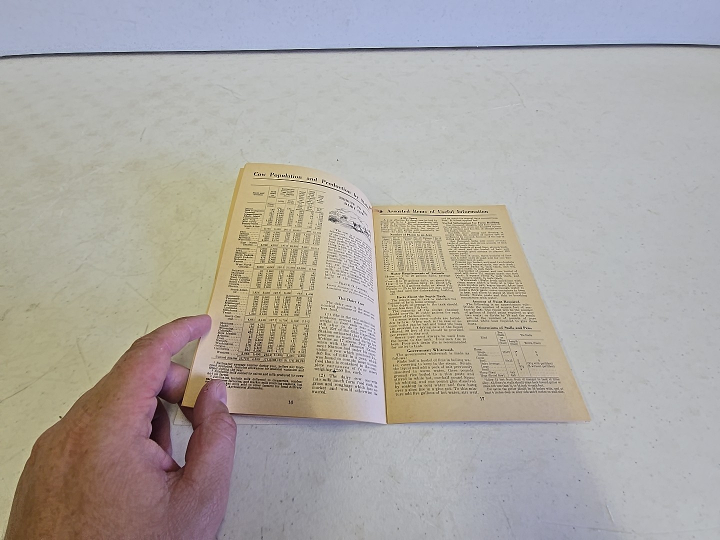 Vintage De Laval Advertising Reference Yearbook 1941 John Deere Freeport IL