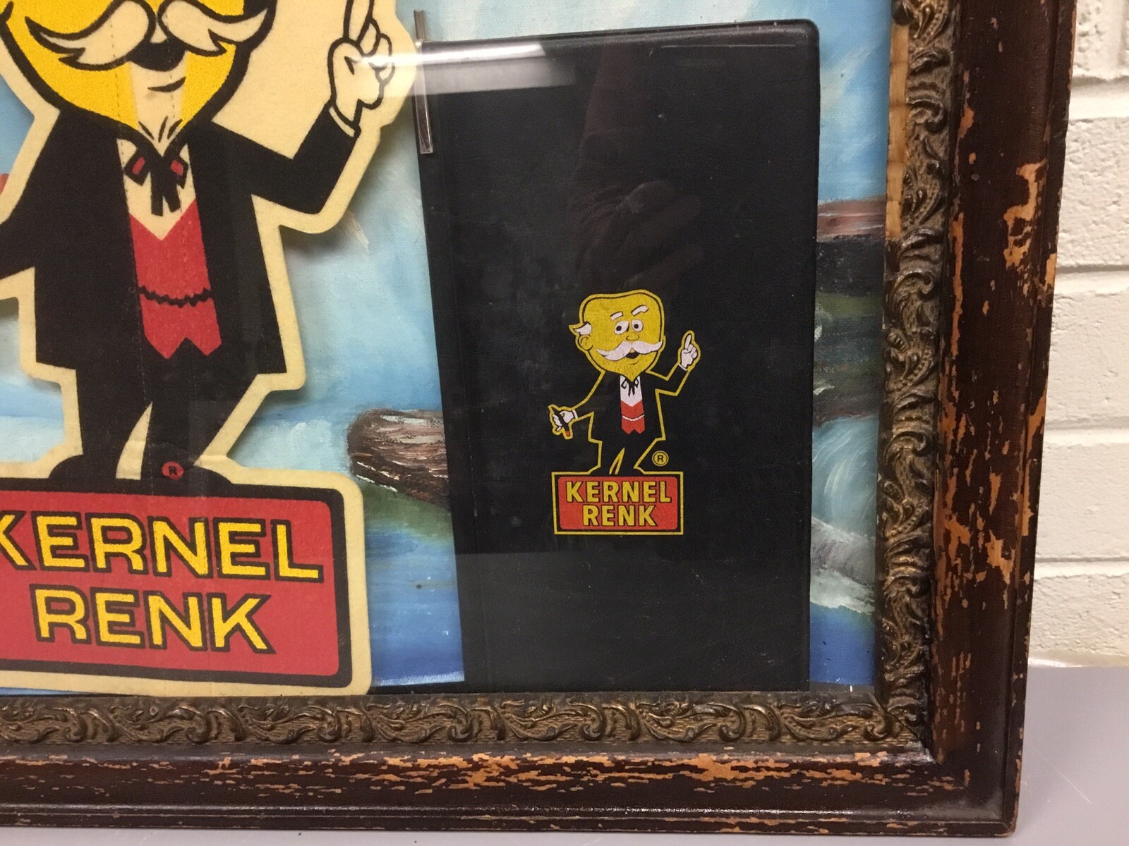 ANTIQUE VTG FRAMED 4 KERNEL RENK ADVERTISING PRODUCTS FELT KERNEL BULLET PENCIL