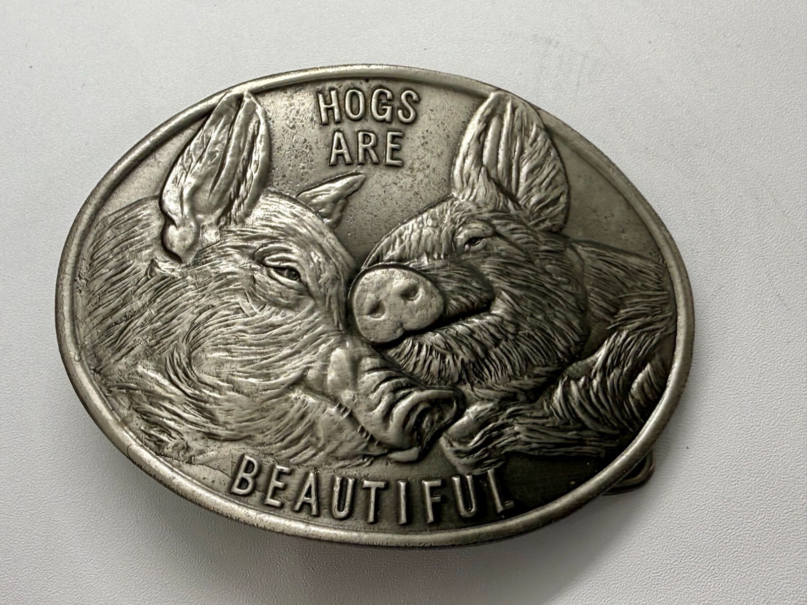 HOGS ARE BEAUTIFUL National Pork Producers Council VTG 1975 Lewis Belt Buckle