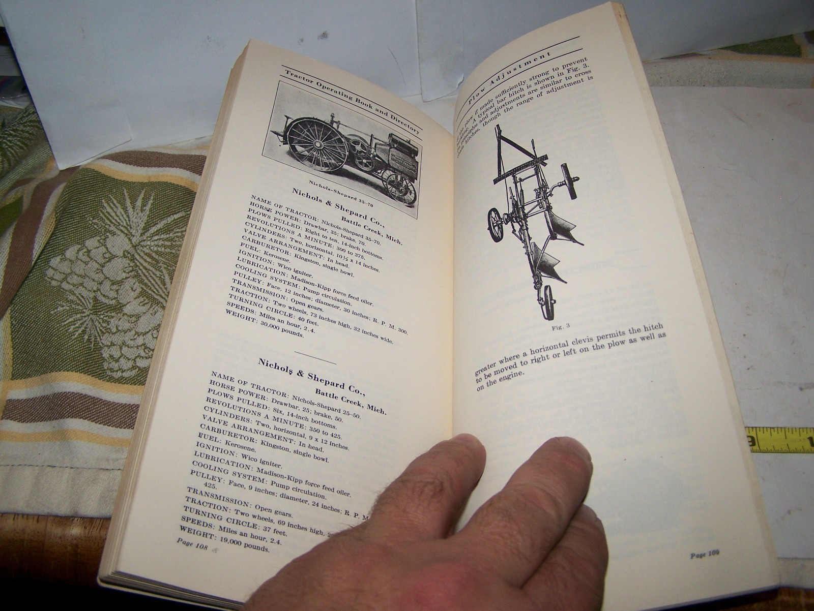 1919 TRACTOR OPERATING BOOK DIRECTORY Catalog Hit Miss Engine Magneto Oiler