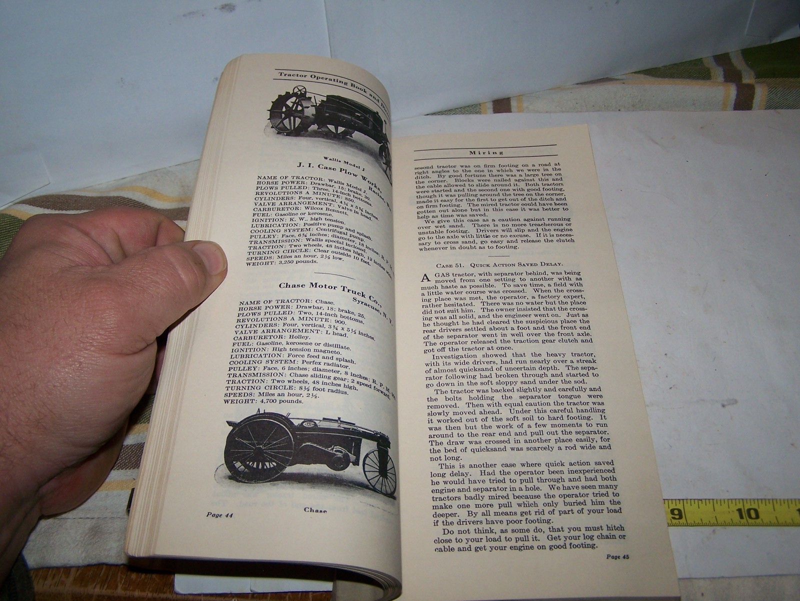 1919 TRACTOR OPERATING BOOK DIRECTORY Catalog Hit Miss Engine Magneto Oiler