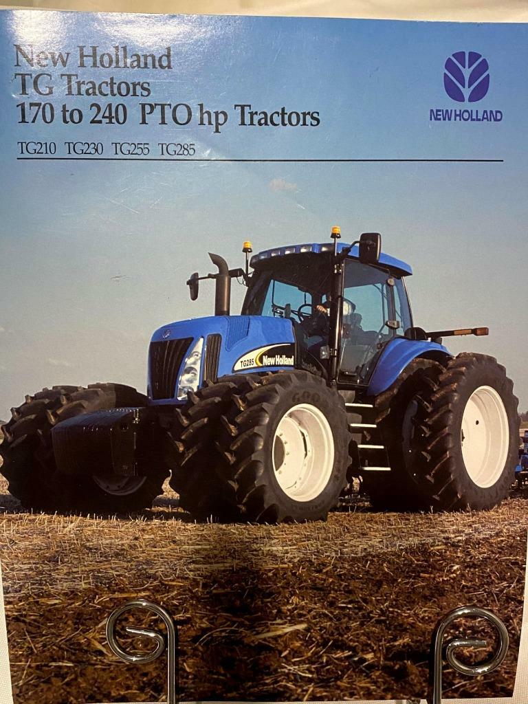 New Holland TG Tractors 170 to 240 PTO hp Tractors Brochure Flyer