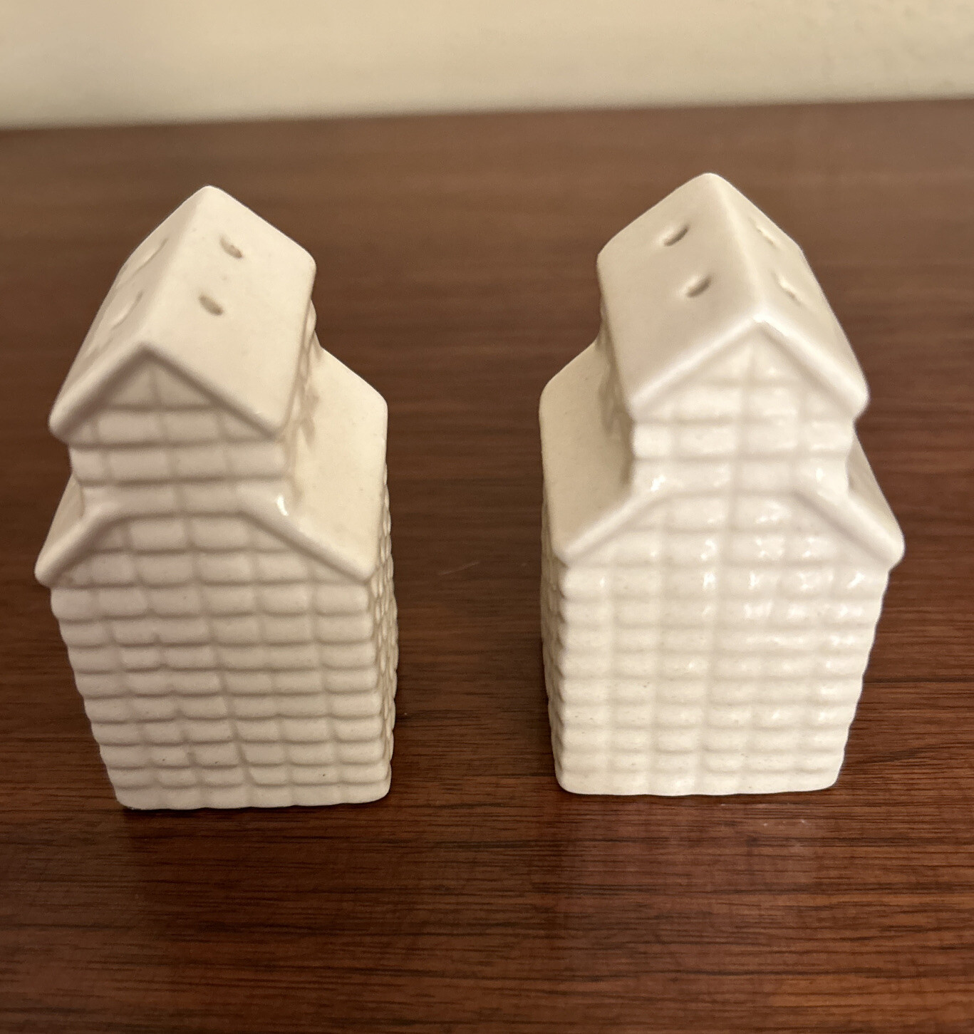 Vintage 1995 Alsen Farmers Elevator Salt & Pepper Shakers North Dakota