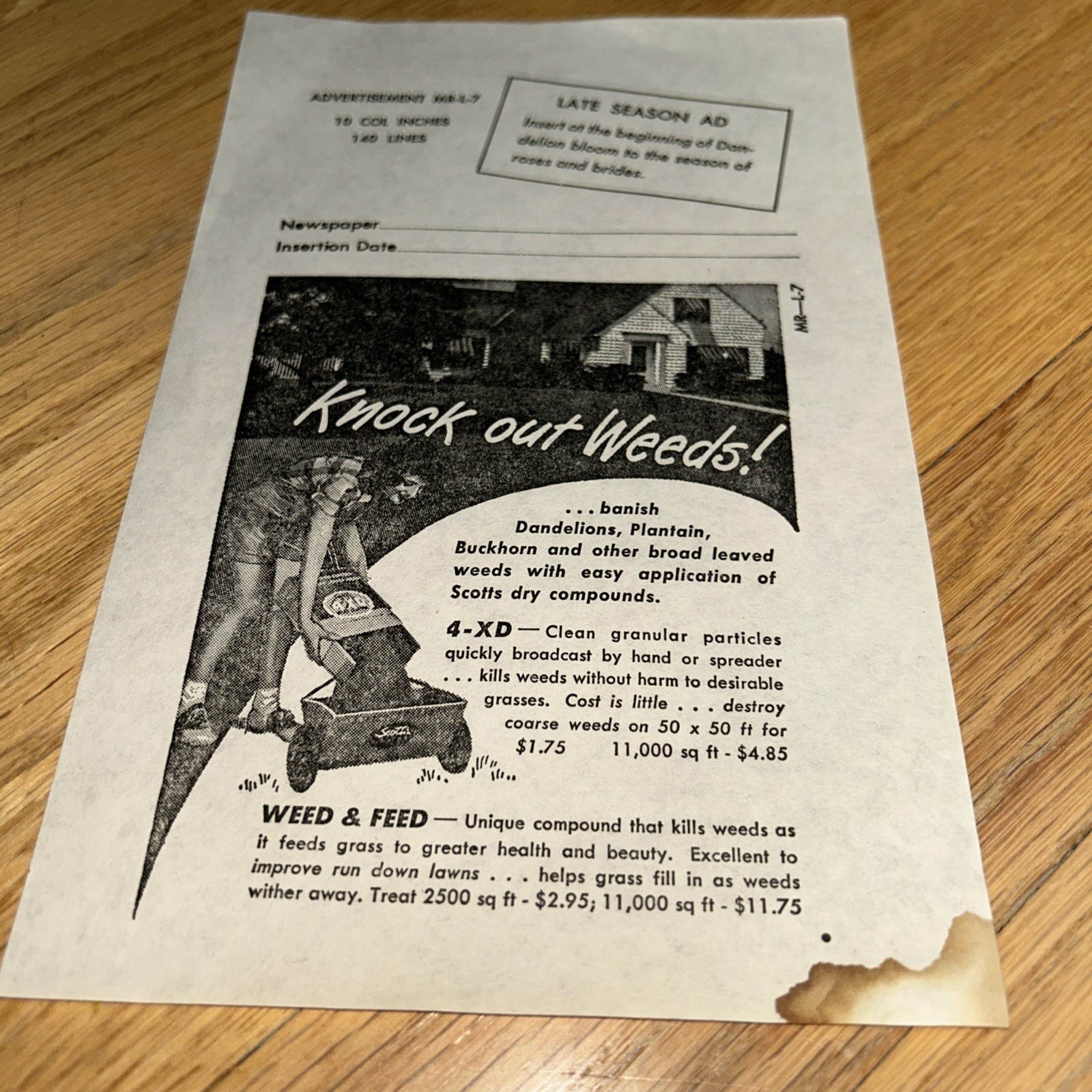 1940s O.M SCOTT & SONS Newspaper Mat & Layout Ad KNOCK OUT WEEDS Marysville OHIO