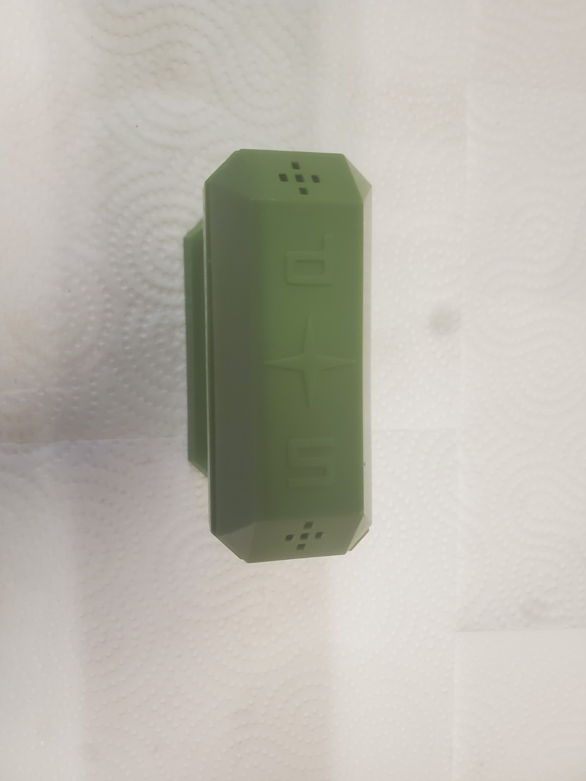 Green Plastic Salt & Pepper Shaker Shear Elevator Bristow Iowa Grain Feed