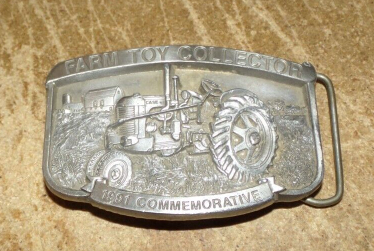 1991 pewter #354/500 farm toy collector case tractor belt buckle nice used