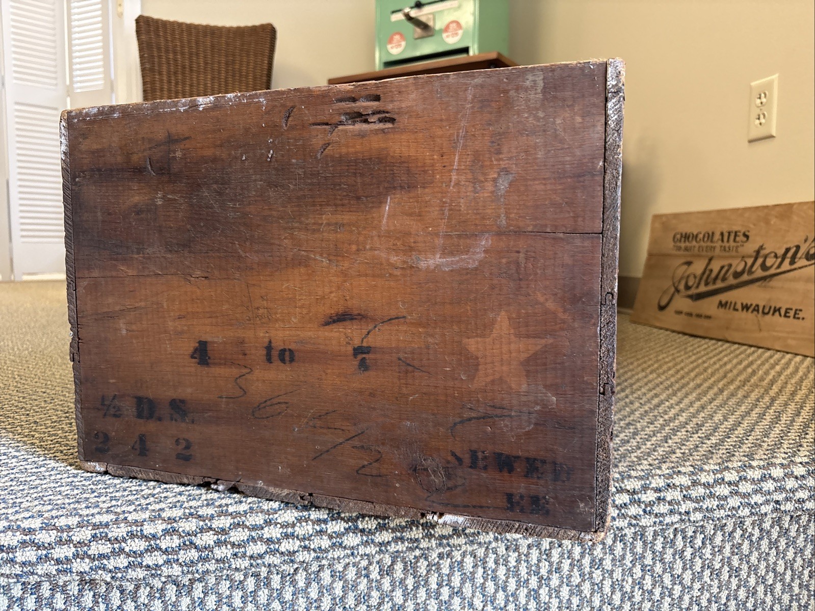XL Antique Wooden Crate Beals & Torrey Shoe Co. Milwaukee Wisconsin Boot Box