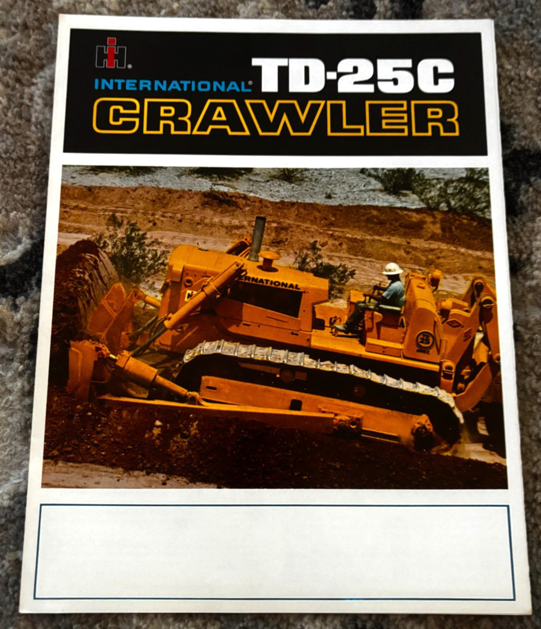International Harvester TD-25C Crawler Tractor Dozer Brochure DCPA26