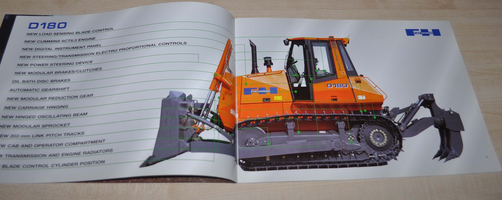 FIAT-Hitachi D180 Tractor Bulldozer Machinery Brochure Prospekt