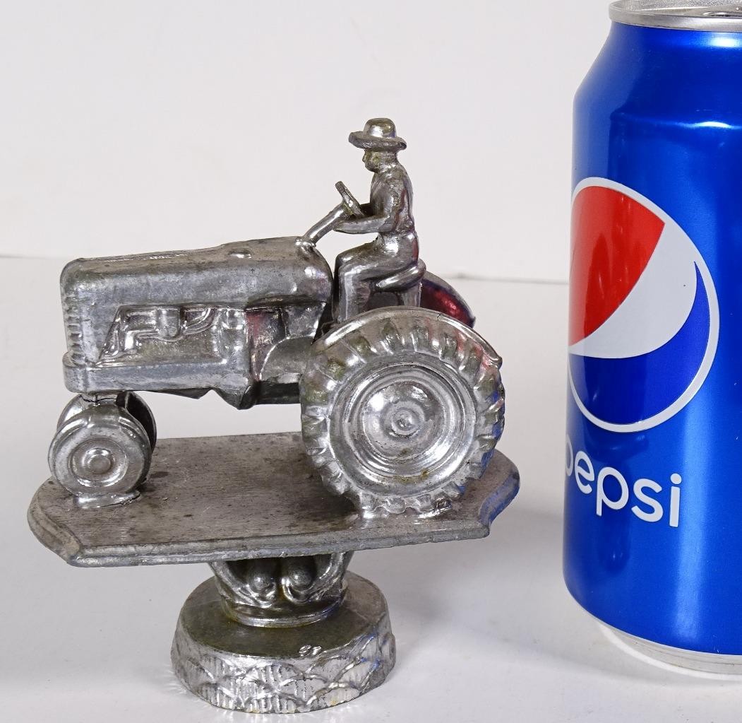 Farmer & Wagon Trophy Topper Heavy Cast Metal D3