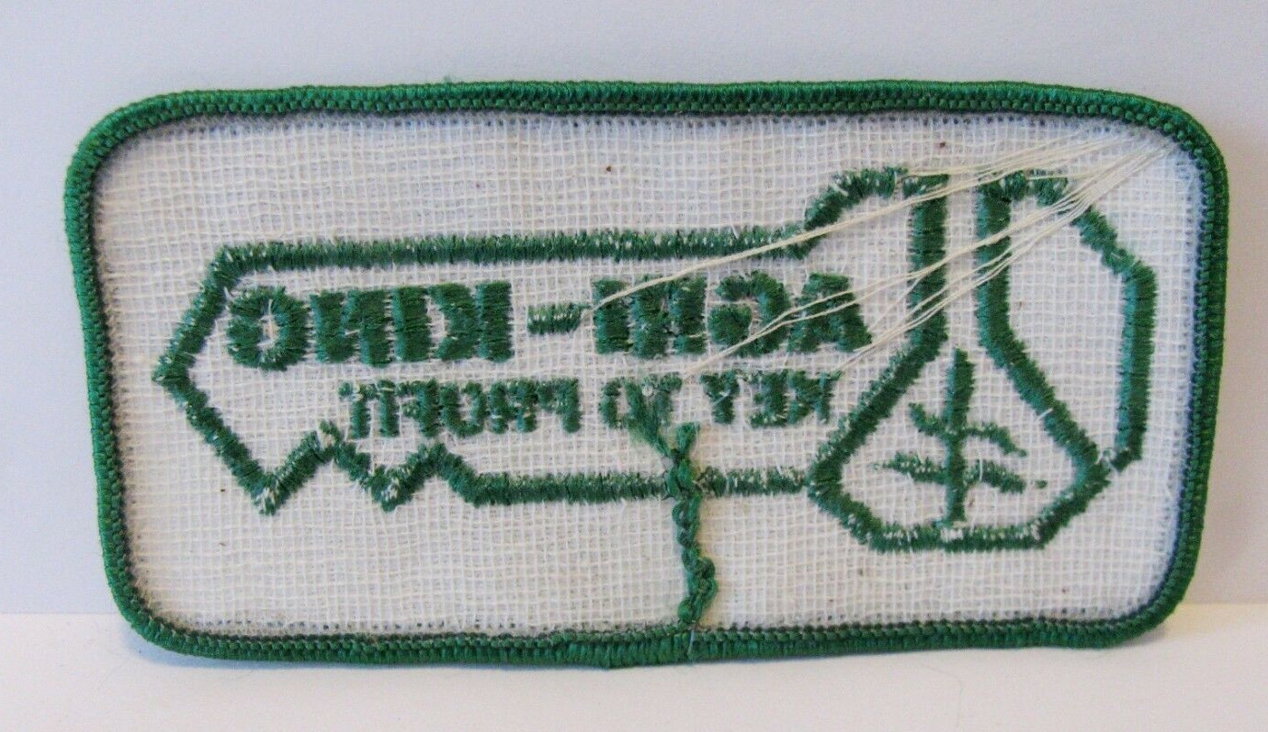 Agri King Nutritional Feed Company Uniform Hat Embroidered Patch Farm Animal cow