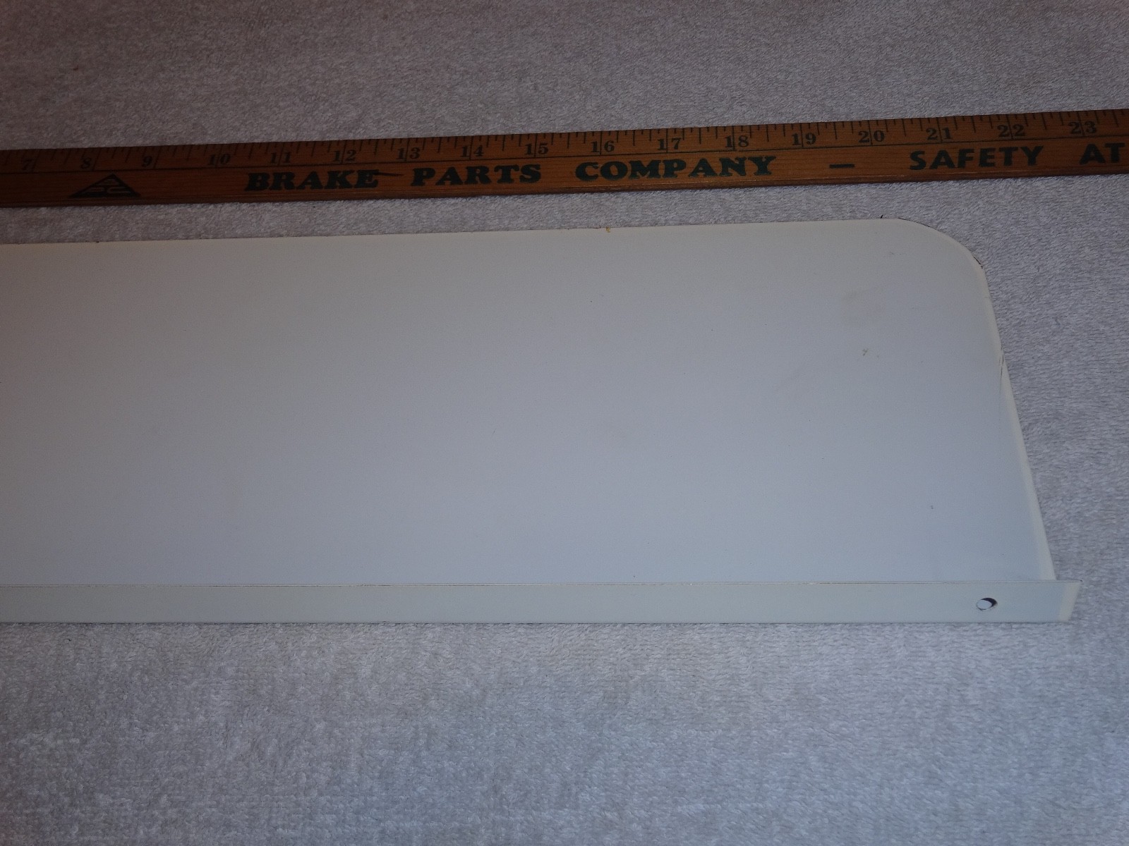 VINTAGE ANTIQUE ORIGINAL NEW IDEA FARM EQUIPMENT TRACTOR DEALER 21.5&Prime; METAL SIGN