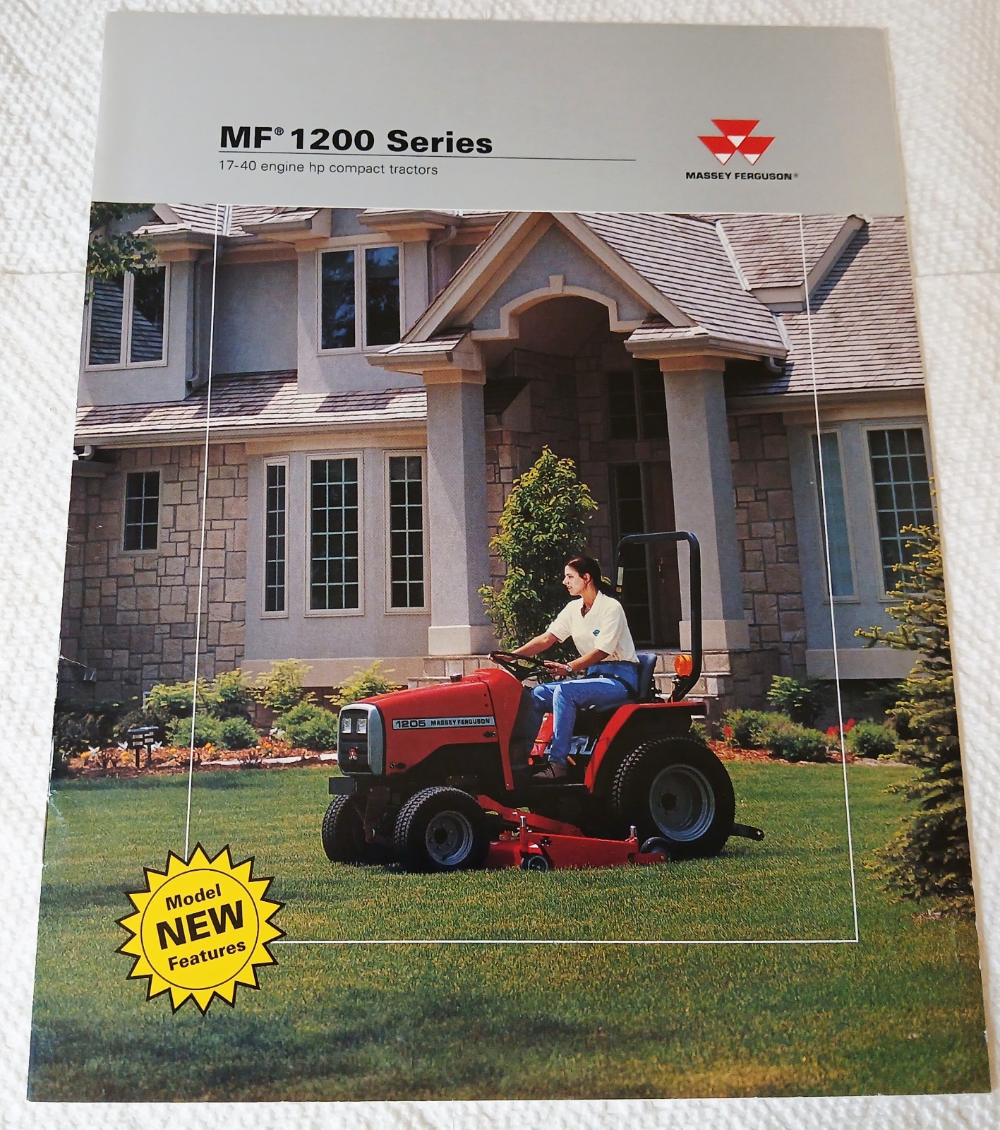 Massey Ferguson 1200 Series Compact Tractor 16 Page Brochure Sales Literature MF