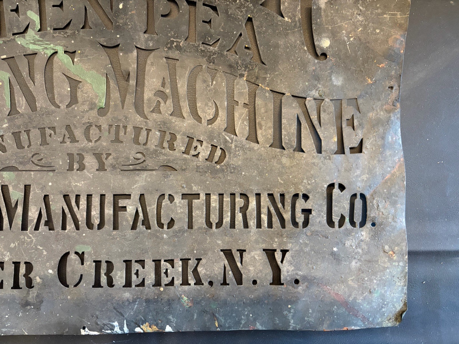 Vintage Huntley Monitor Green Pea Grading Machine Metal Stencil Silver Creek NY